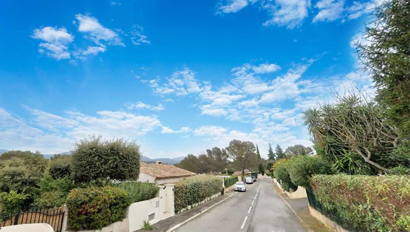 Saint-Raphaël (la rue)